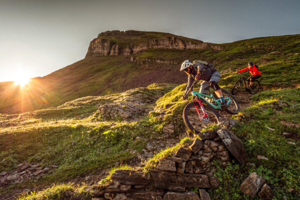 Alpstubli Sommer Region Biken Flowtrail Jochpass 01